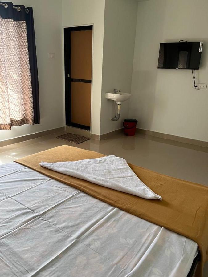Shree Maldatta House Vaishet Exterior photo